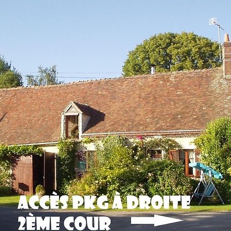 Gite De La Galaisiere Preaux  Luaran gambar